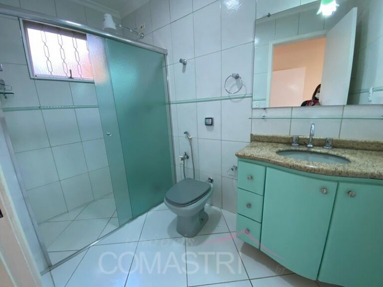84541987-70df-40b3-ab7f-a0acaa6e08e1