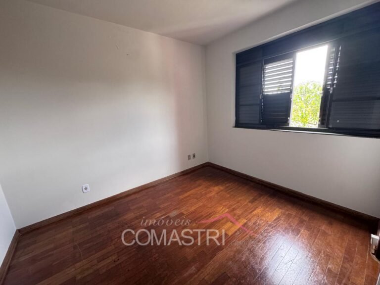 8726381f-f4a7-401a-8245-eb0213d22be7