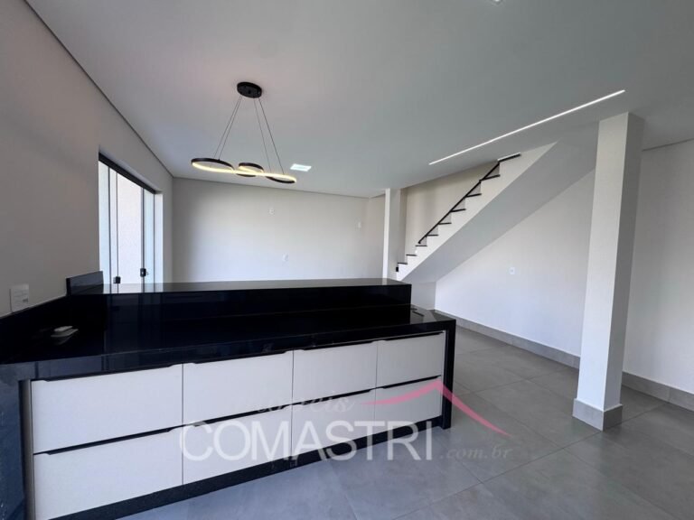 1f894d3e-6400-4eff-8c8e-f789c1b6282e