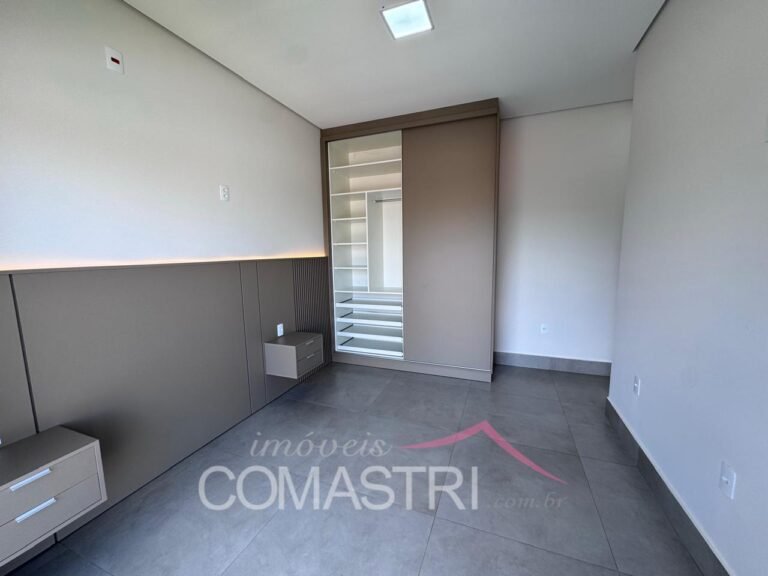 c00524ca-9218-4eaf-881a-18d16a39f9b7